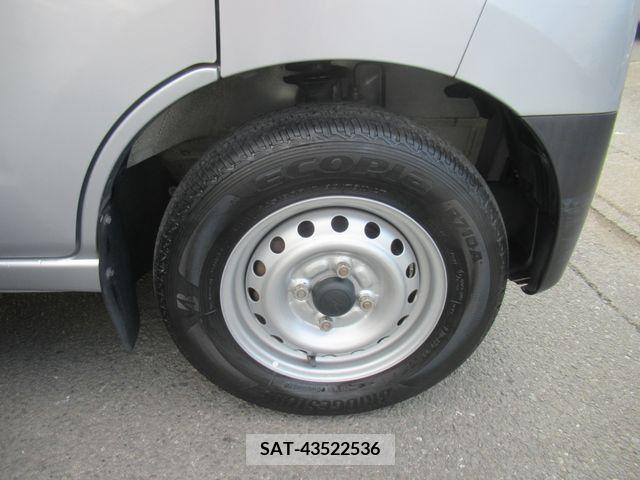 Daihatsu HIJET CARGO 2018-08 328331-13
