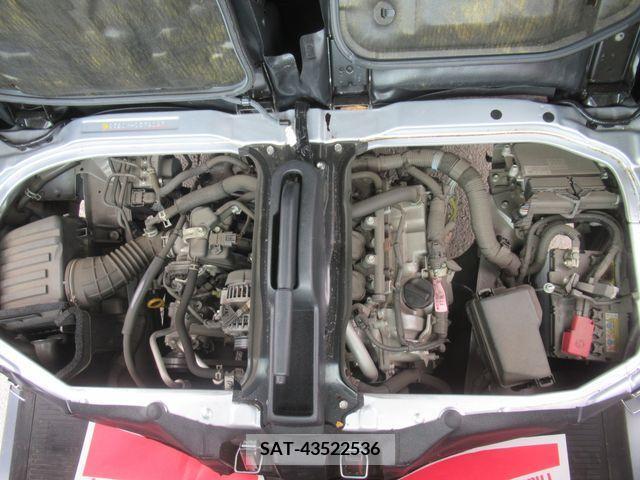 Daihatsu HIJET CARGO 2018-08 328331-26