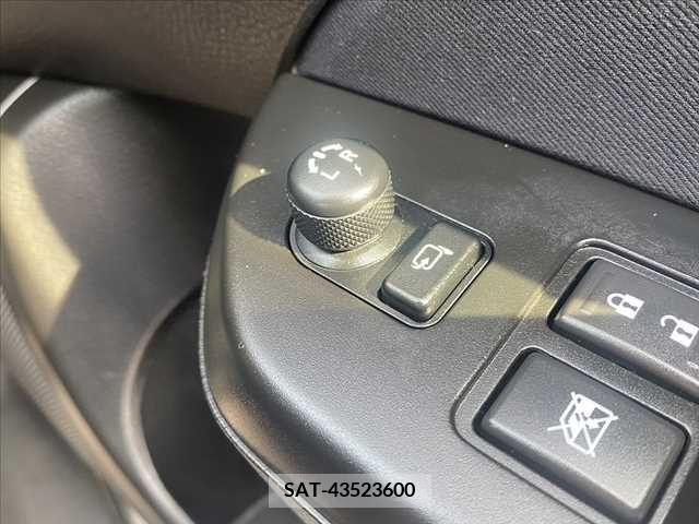 Suzuki SWIFT 2015-01 385661-21