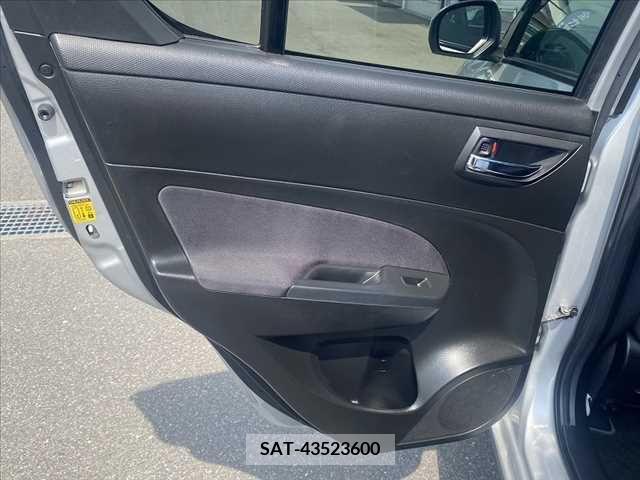Suzuki SWIFT 2015-01 385661-29