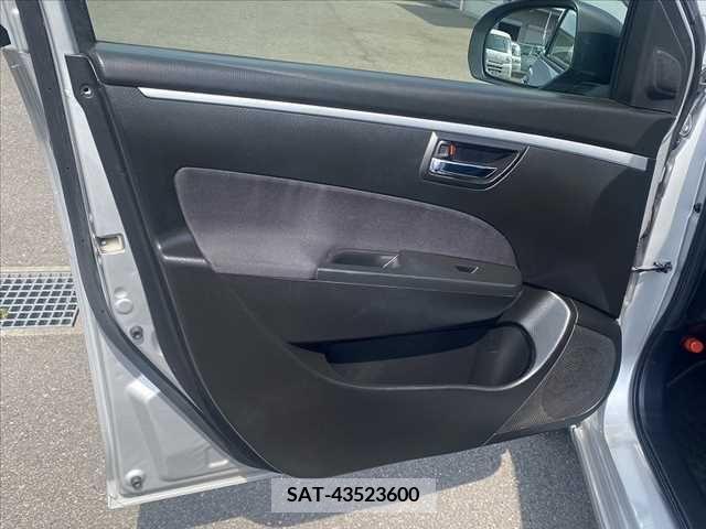 Suzuki SWIFT 2015-01 385661-27