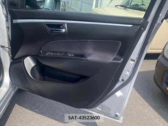 Suzuki SWIFT 2015-01 385661-25