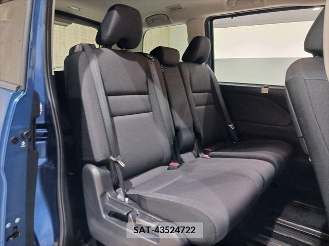 Nissan SERENA 2016-12 215738-18