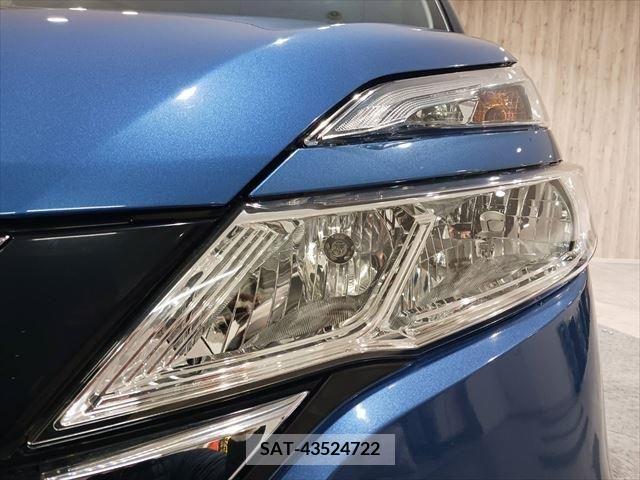 Nissan SERENA 2016-12 215738-9