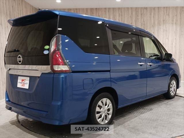 Nissan SERENA 2016-12 215738-4