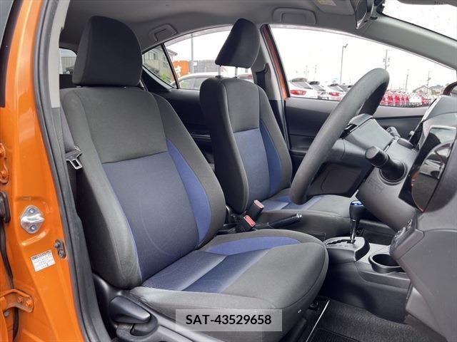 Toyota AQUA 2017-06 260136-19
