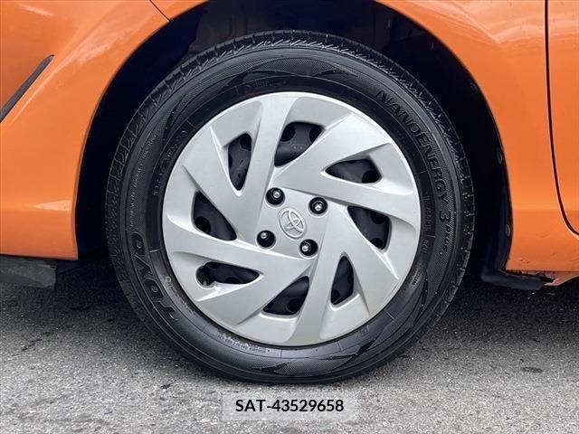 Toyota AQUA 2017-06 260136-17