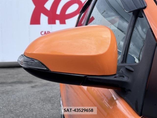 Toyota AQUA 2017-06 260136-13