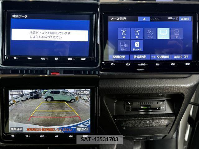 Toyota VOXY 2019-09 372337-21
