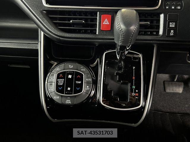 Toyota VOXY 2019-09 372337-20