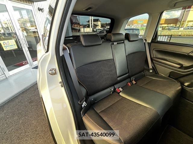 Subaru FORESTER 2016-07 390953-7