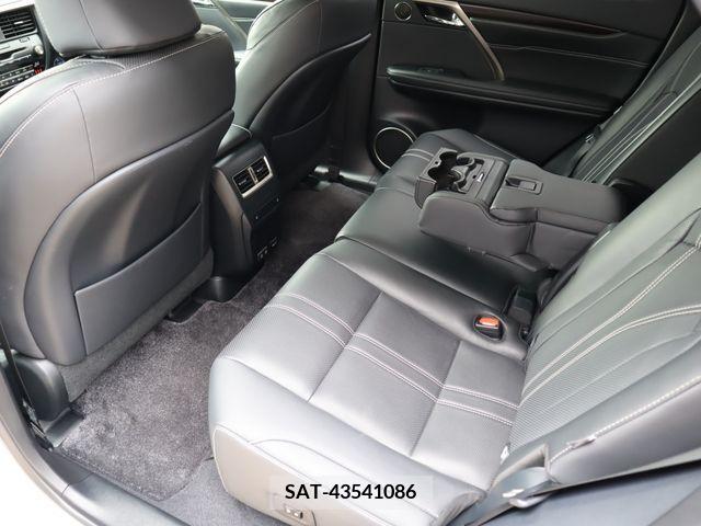 Lexus RX 2021-08 388405-11