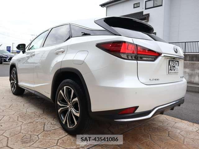 Lexus RX 2021-08 388405-4