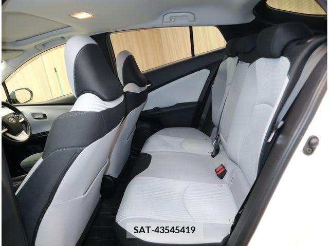 Toyota PRIUS 2016-04 322308-17
