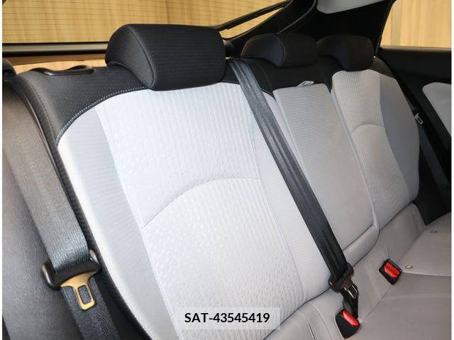 Toyota PRIUS 2016-04 322308-13
