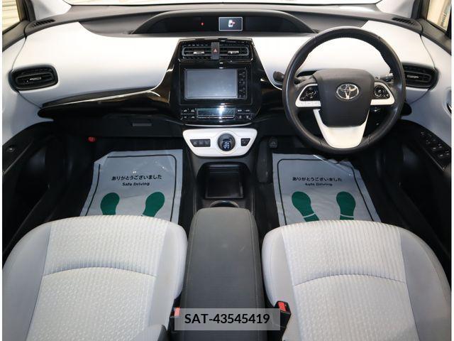Toyota PRIUS 2016-04 322308-8