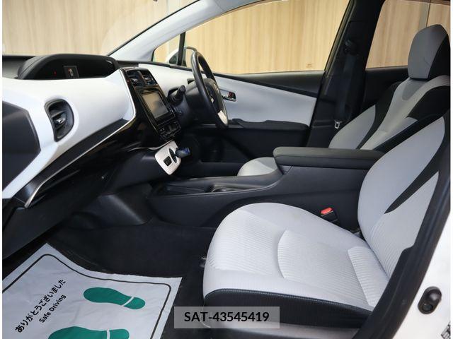 Toyota PRIUS 2016-04 322308-14