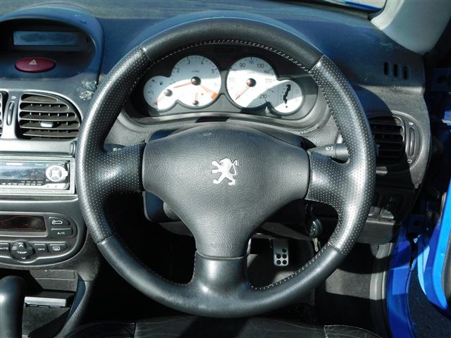 Peugeot 206 2001-10 622-11