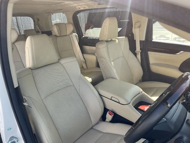 Toyota ALPHARD HYBRID 2017-09 9923-7