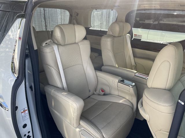 Toyota ALPHARD HYBRID 2017-09 9923-8