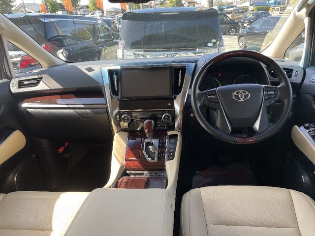 Toyota ALPHARD HYBRID 2017-09 9923-3