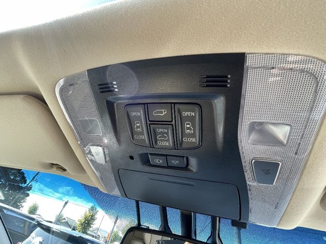 Toyota ALPHARD HYBRID 2017-09 9923-6