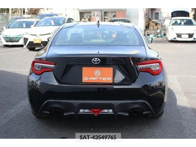 Toyota 86 2017-04 321189-8