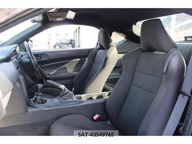 Toyota 86 2017-04 321189-14