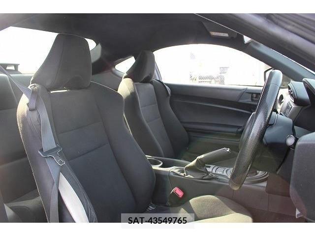 Toyota 86 2017-04 321189-13