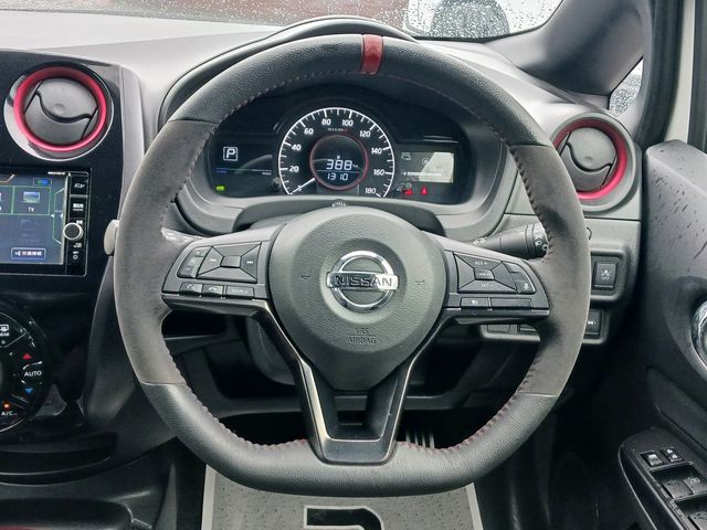 Nissan NOTE 2018-10 22067-12