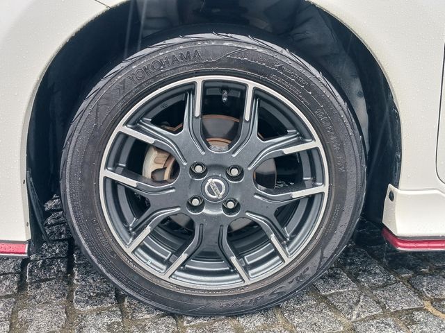 Nissan NOTE 2018-10 22067-7