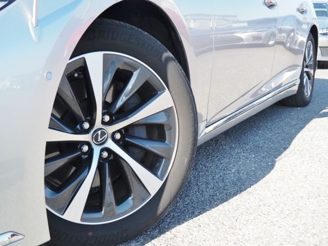 Lexus LS 2020-12 14542-8