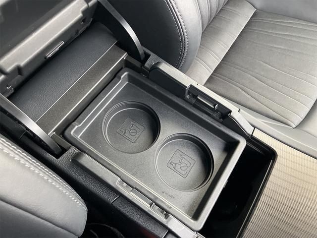 Toyota HARRIER 2021-07 187231-22