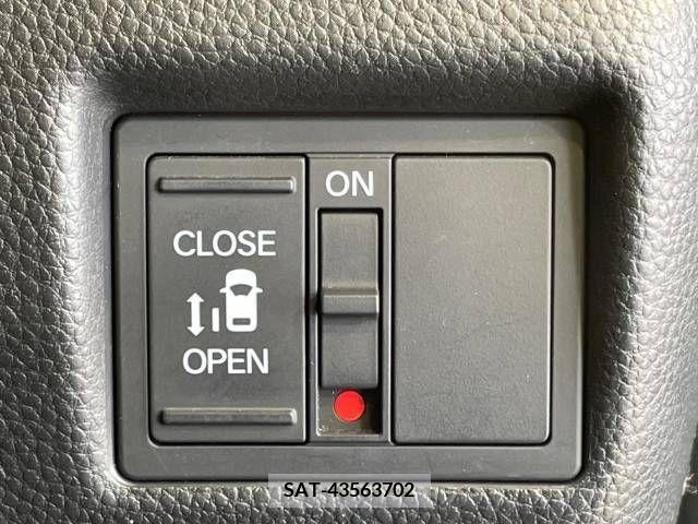 Honda N BOX CUSTOM 2020-05 340613-4