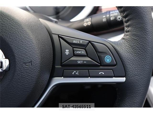 Nissan KICKS 2023-11 274104-12