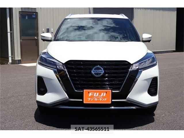 Nissan KICKS 2023-11 274104-28