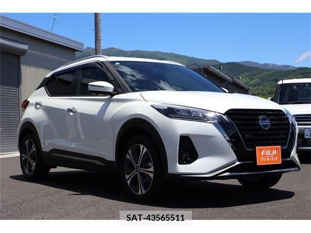 Nissan KICKS 2023-11 274104-2