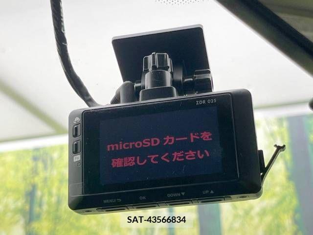 Toyota SIENTA 2004-06 348705-3
