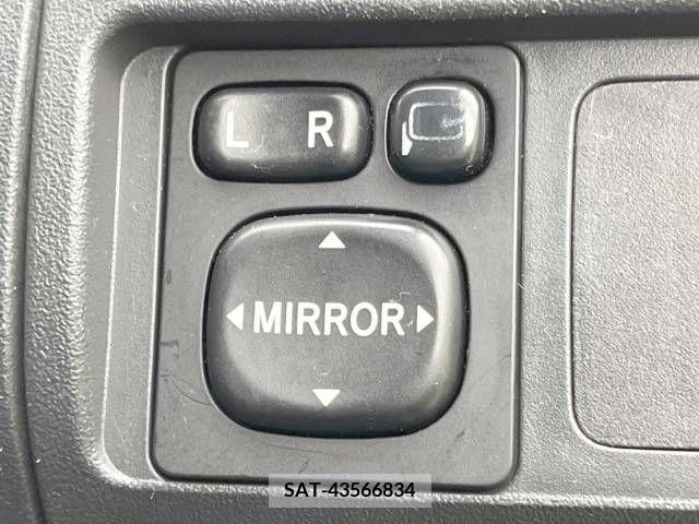 Toyota SIENTA 2004-06 348705-5