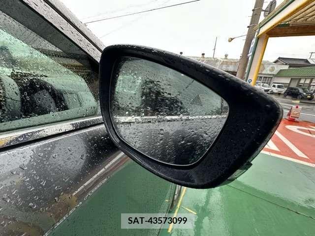 Mazda CX-30 2023-03 265601-13