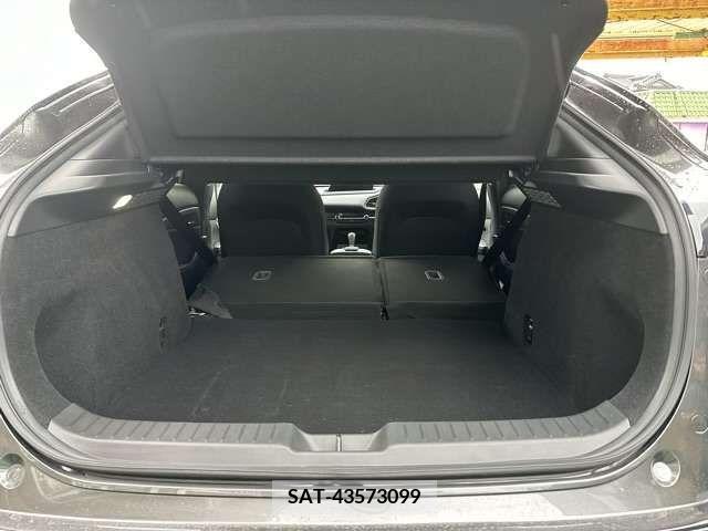 Mazda CX-30 2023-03 265601-9