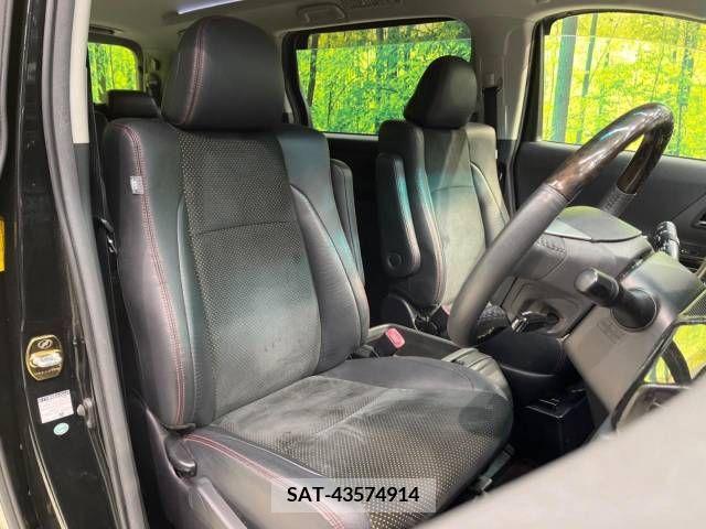 Toyota VELLFIRE 2014-04 205534-8