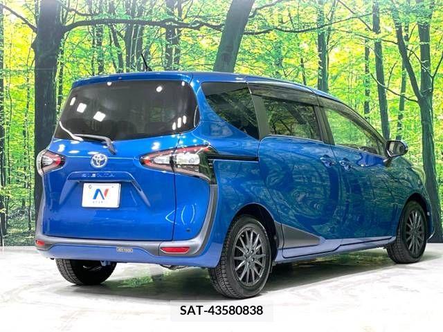 Toyota SIENTA 2015-07 351869-17