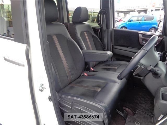 Honda N BOX CUSTOM 2018-03 307173-15
