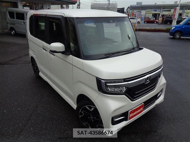 Honda N BOX CUSTOM 2018-03 307173-1