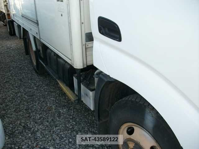 Hino DUTRO 2003-12 373504-5