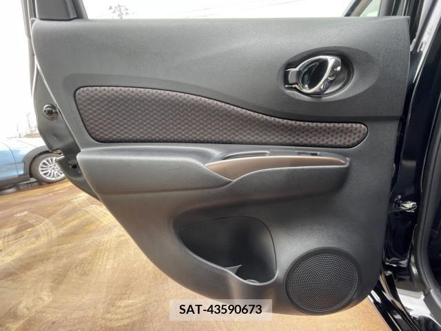 Nissan NOTE 2019-07 253065-12