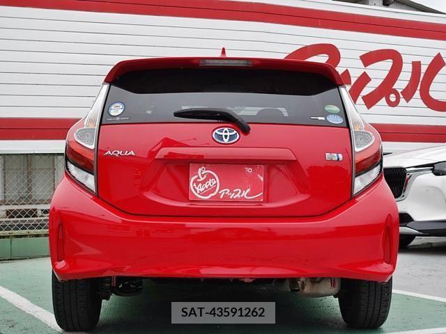 Toyota AQUA 2017-06 292135-2