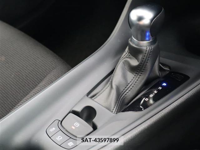 Toyota C-HR 2019-07 344757-14