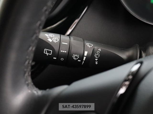 Toyota C-HR 2019-07 344757-21
